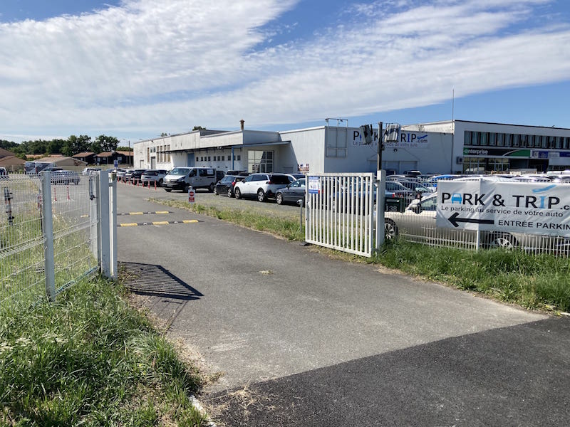 Parking extérieur Bordeaux